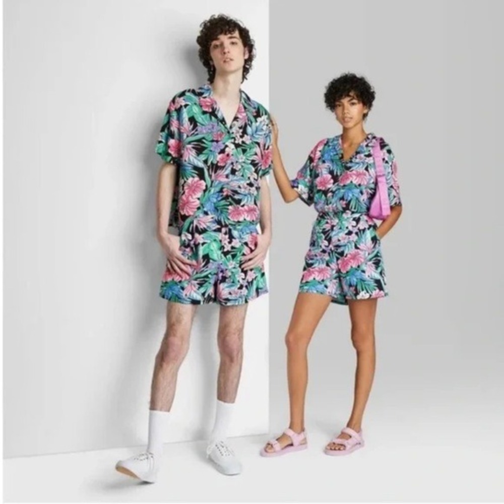 Hawaiian Shorts Unisex Size Small multicolor vacation luau Tropical‎